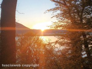 Viterbo - Alba sul lago di Vico