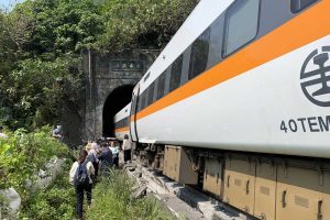Treno deragliato a Taiwan