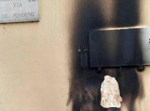 Roma - La lapide bruciata