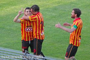 Sport - Calcio - Catanzaro - L'esultanza di Di Massimo