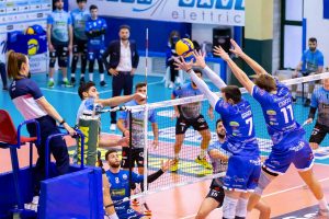 Maury's Com Cavi Tuscania