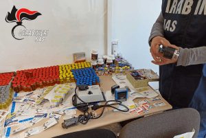 Torino - Carabinieri Nas - I farmaci sequestrati