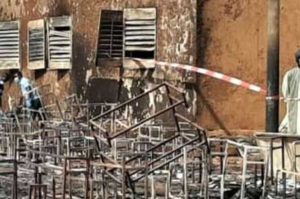 Le aule di paglia bruciate in Niger