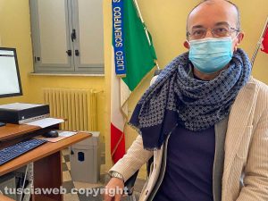 Viterbo - Il dirigente scolastico Luca Damiani
