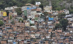 Brasile- Una favela
