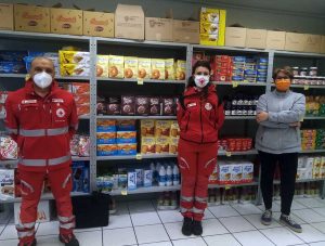 Caprarola - La croce rossa all'emporio solidale