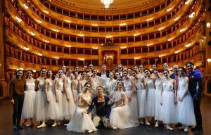 Teatro alla Scala - Carla Fracci e il corpo di ballo