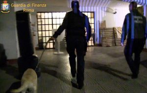 Roma - Guardia di finanza - Droga al quartiere Boccea