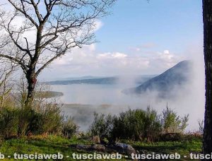 Il lago di Vico dopo un temporale