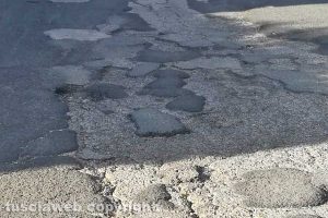 Viterbo - Buche al Pilastro