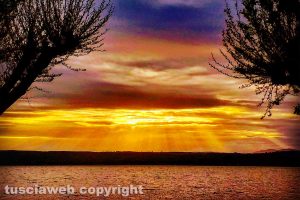 Tramonto al lago di Bolsena