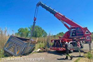 Viterbo - Incidente mortale in strada Montarone a Castel d'Asso