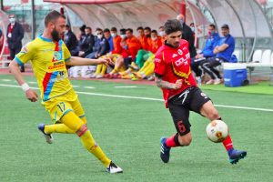 Sport - Calcio - Antonio Romano con la maglia della Turris