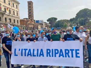 Roma - Lega Viterbo in piazza per la manifestazione di Matteo Salvini