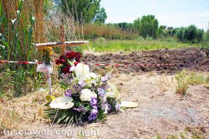 Viterbo - Castel d'Asso - La Croce che ricorda Federico Gentili