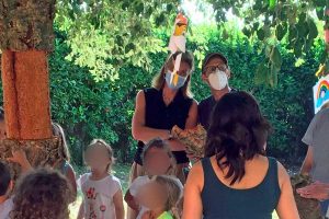 Samantha Pompili e Giuseppe Paolocci con i bambini