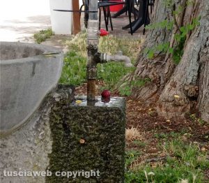 Capodimonte - La fontanella al contrario