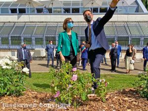 Viterbo - La ministra Marta Cartabia visita il giardino della solidarietà del Palazzo di giustizia