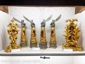 Viterbo - Le reliquie del monastero di Santa Rosa