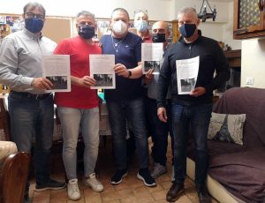 Capranica - Francesco Virgili - Consegna firme ospedale Ronciglione