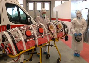Ambulanza con biocontenimento