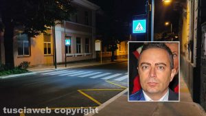 Capranica - Strisce pedonali illuminate (nel riquadro il sindaco Pietro Nocchi)