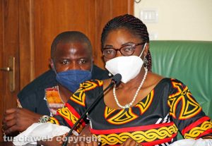 La vice ambasciatrice del Camerun Margaret Ayike