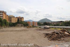 Viterbo - Demolite le ex casermette