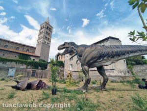 Viterbo - Il T-Rex in mostra a Dinosauri in carne e ossa