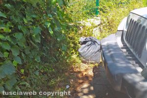 Viterbo - Rifiuti in via San Biele