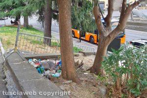 Viterbo - I rifiuti al Sacrario