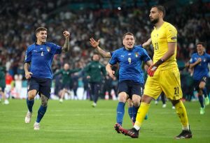 Finale Euro2020 - Il portiere Donnarumma non esulta dopo il rigore pagato