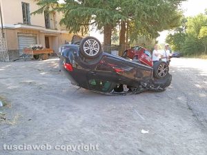 Montefiascone - L'incidente sulla strada provinciale 127