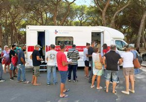 Coronavirus - Il camper dei vaccini a Montalto Marina