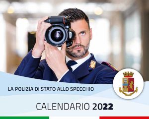 Il calendario 2022 della polizia