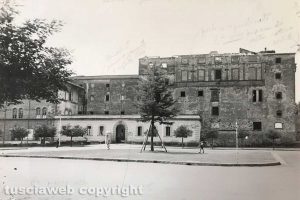 Piazza della Rocca Albornoz