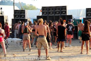 Valentano - Il rave del lago di Mezzano