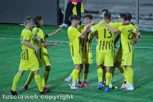 Sport - Calcio - Viterbese - L'esultanza dei gialloblù