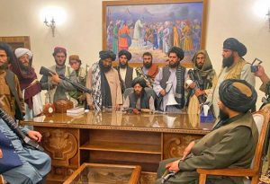 Afghanistan - Talebani nel palazzo presidenziale di Kabul