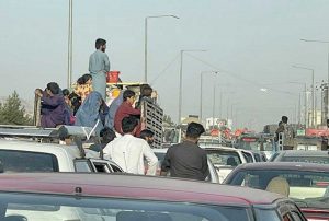 Afghanistan - Civili in fuga da Kabul