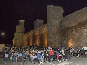 Barbarano Romano - La proiezione di "The day after panonto"