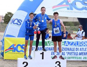 Al centro Lorenzo Aquilani