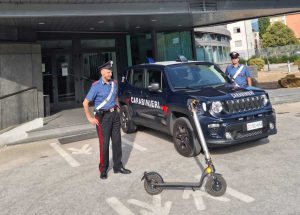 Rieti - I carabinieri con il monopattino rubato
