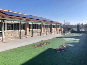 Vitorchiano - La scuola di via Manzoni