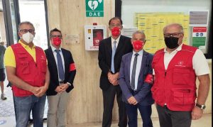 Orte - Il nuovo defibrillatore donato dall'ordine di Malta alla stazione