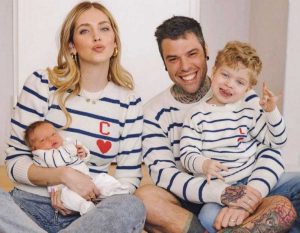 Chiara Ferragni, Fedez e i loro due figli Leone e Vittoria