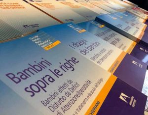 Viterbo - I libri sulla disabilità infantile donati alla biblioteca consorziale