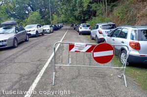 Viterbo - Parcheggio selvaggio a Sant'Angelo