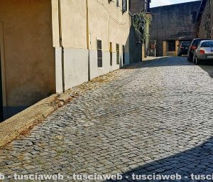 Viterbo - Pianoscarano ripulito dalle erbacce