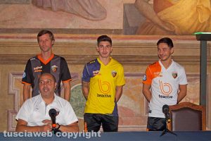 Sport - Calcio a cinque - Active network - Marco Valenti e alcuni calciatori